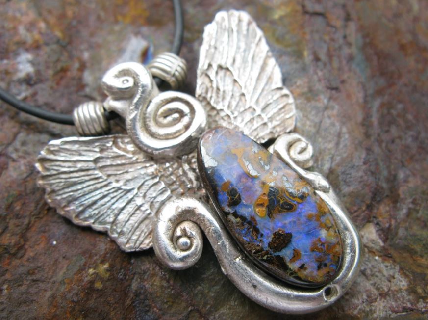 necklace with Koroit opal