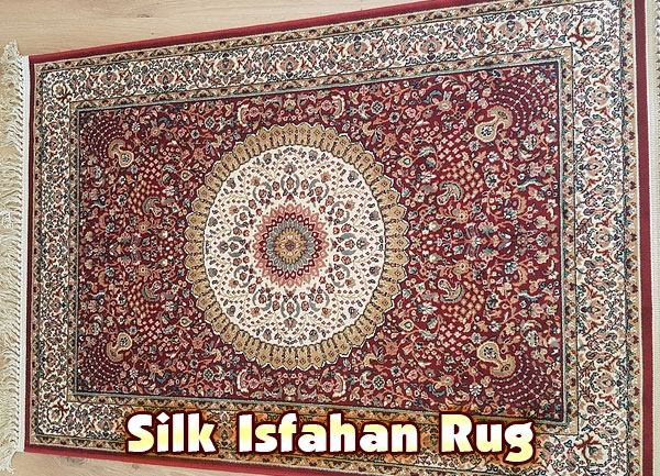  Silk Isfahan Rug