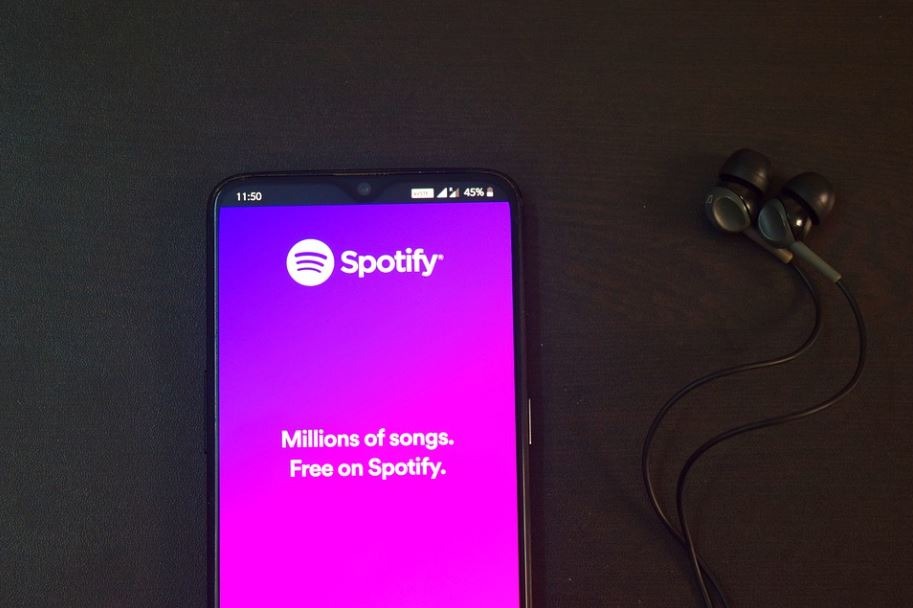 Spotify logo and app