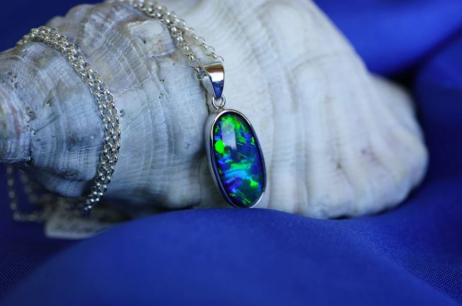 jewelry with Koroit opal