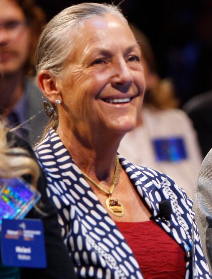 Alice Walton, the second richest woman in the world, has a net worth of US$65 billion. She is a member of the World's Wealthiest Family