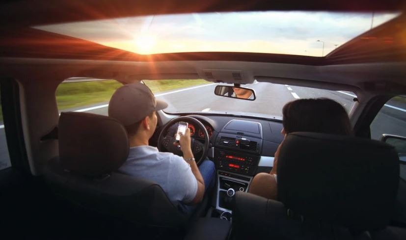 Driving Checklist and Safety Tips for Your Next Road Trip
