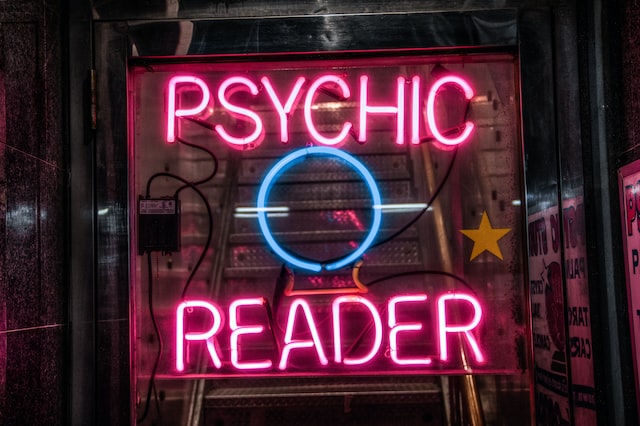 Psychics On The Go: California Psychics New App